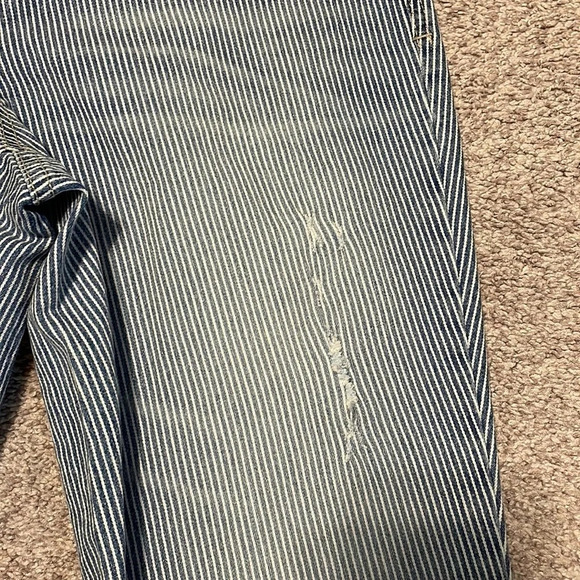 NWT S&CO. Macy’s Pin Striped Skinny Low Rise Denim Jeans 6 - Picture 11 of 16